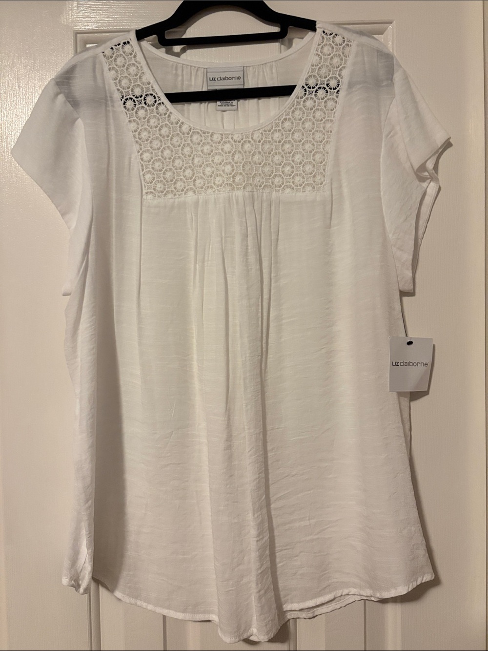 Liz Claiborne White Crochet Yoke Short Sleeve Blouse